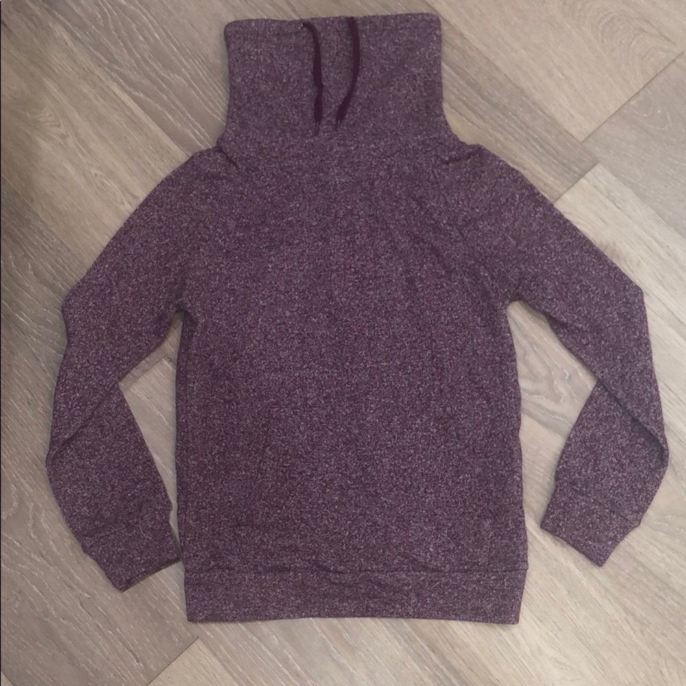 HEATHER RED HIGH NECK SWEATER 🌹